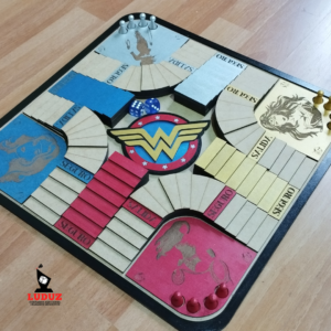 párques Parqués personalizado con caja de apuestas